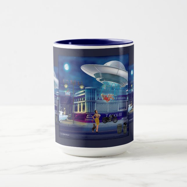 Caneca A New Flight Attendant (Centro)