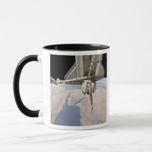 Caneca A seção traseira do vaivém espacial entrado