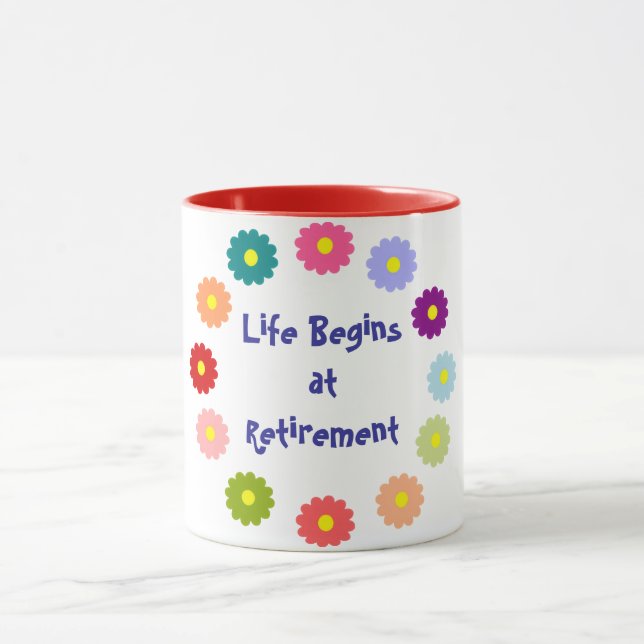 Caneca A Vida Começa na Aposentadoria (Centro)