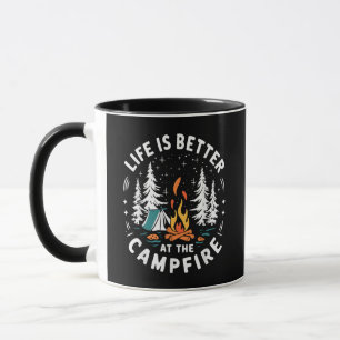 Caneca A vida é melhor na fogueira de acampamento engraça