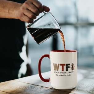 Caneca Ação de Graças Família Peru Vinho WTF Engraçado