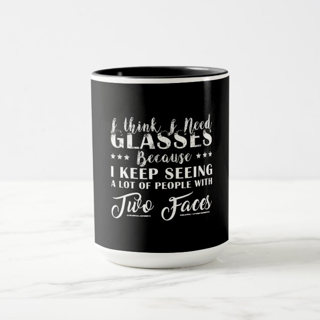 Caneca Acho Que Preciso De Óculos De Pessoas Com Dois Ros (Centro)