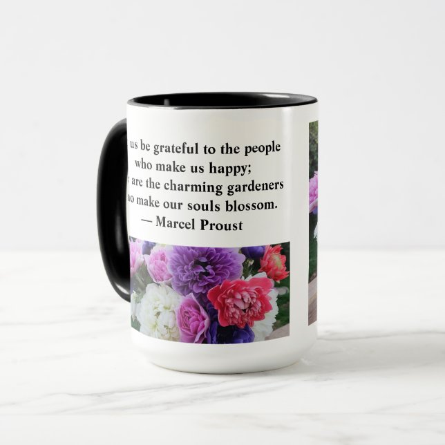 Caneca Agradecemos às pessoas que nos fazem felizes (Frente Esquerda)