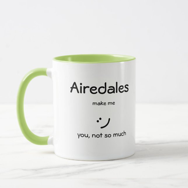 Caneca Airedales Me Faz :) (Esquerda)