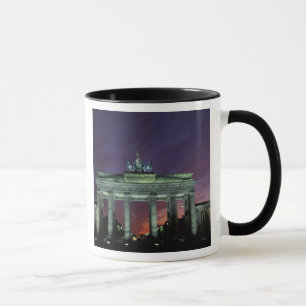 Caneca Alemanha, Berlim. Porta de Brandenburgo à noite.