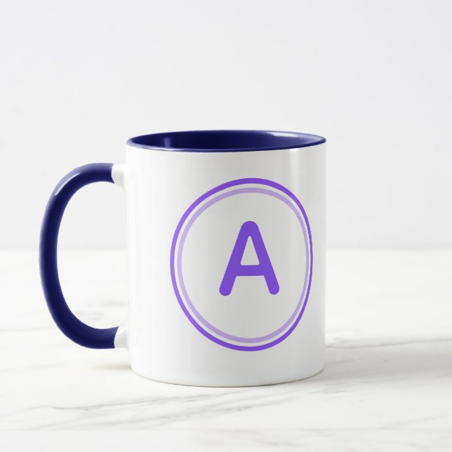 Caneca Alfabeto de Letra Redonda Design de Círculo Roxo (Esquerda)