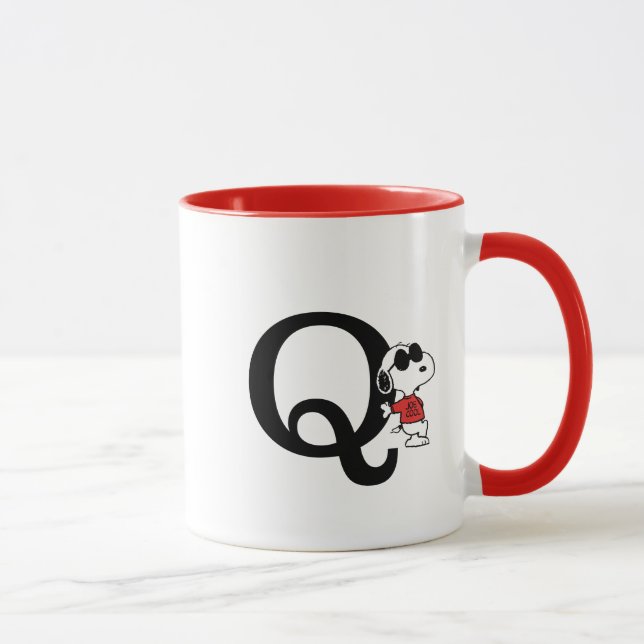 Caneca Amendoins | "Joe Legal" em pé | Monograma Q (Direita)