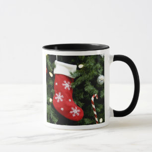 Caneca América do Norte. Condecorações de Natal na árvore