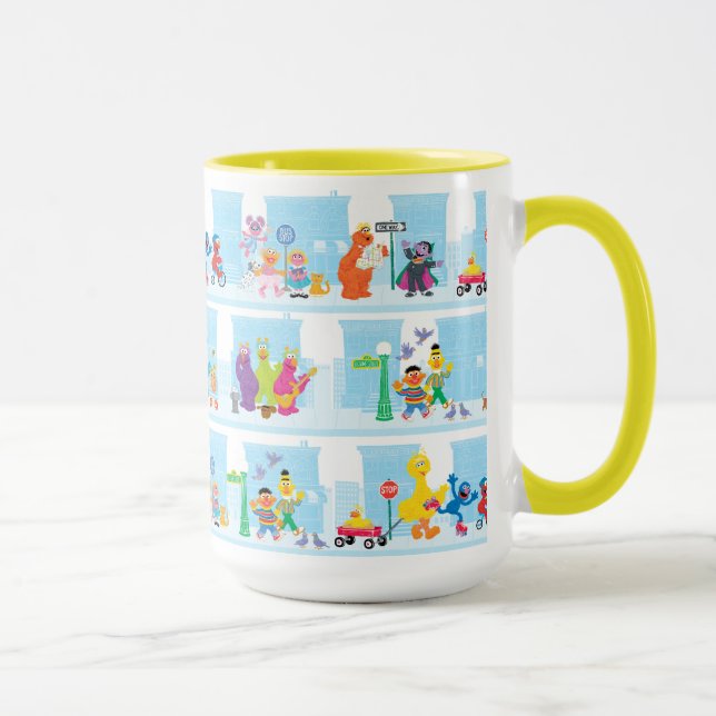 Caneca Amigos do Sesame Passeando pelo Padrão da Rua do S (Direita)