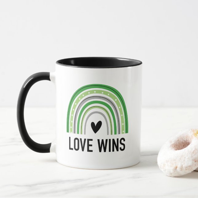 Caneca Amor ganha arco-íris romântico (Com Donut)