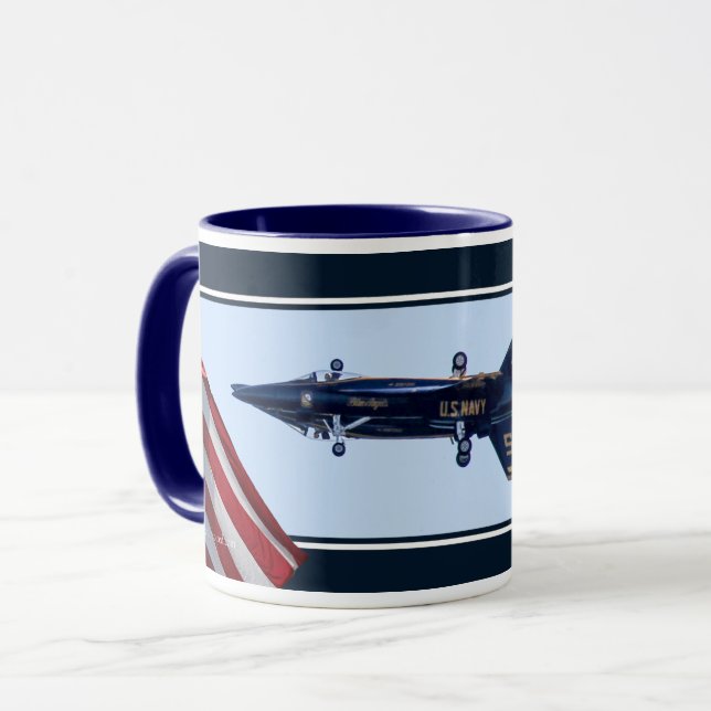 Caneca Ângulos de Super-ornetos F/A-18 E/F (Frente Esquerda)