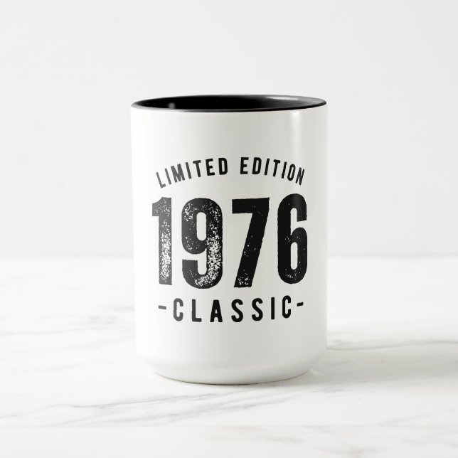 Caneca Ano de Nascimento Clássico de 1976 (Centro)