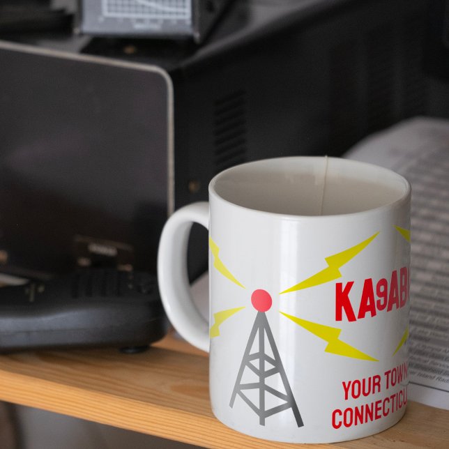 Caneca Antena do operador de rádio amador e indicativo de (Criador carregado)
