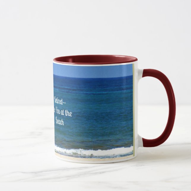 Caneca Aposentado—Vejo Você Na Praia (Direita)