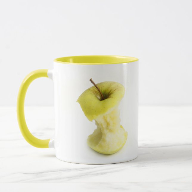 Caneca Apple retira o núcleo (Esquerda)
