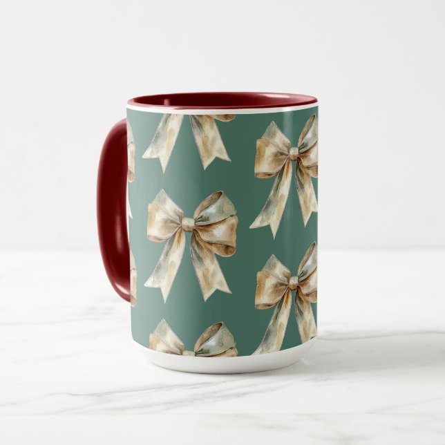 Caneca Arcos Dourados de Natal Russos Chic (Frente Esquerda)