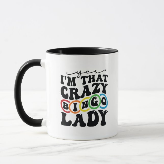 Caneca Arte com palavras da senhora do Bingo louca e engr (Esquerda)