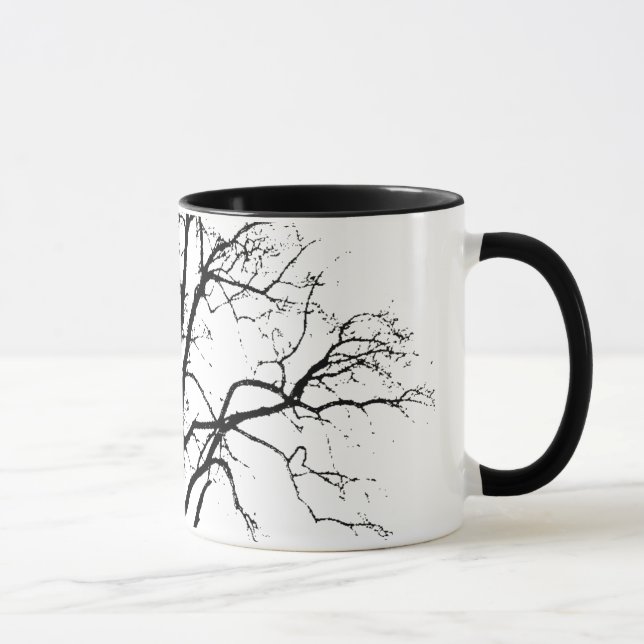 Caneca Árvore Leafless na silhueta do inverno (Direita)