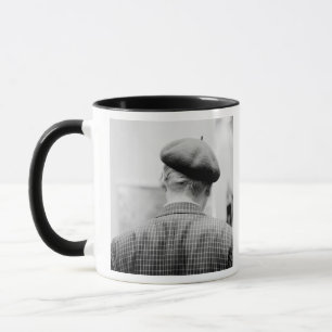 Caneca Ásia, Japão, Tóquio. Homem com Beret, Metro de 