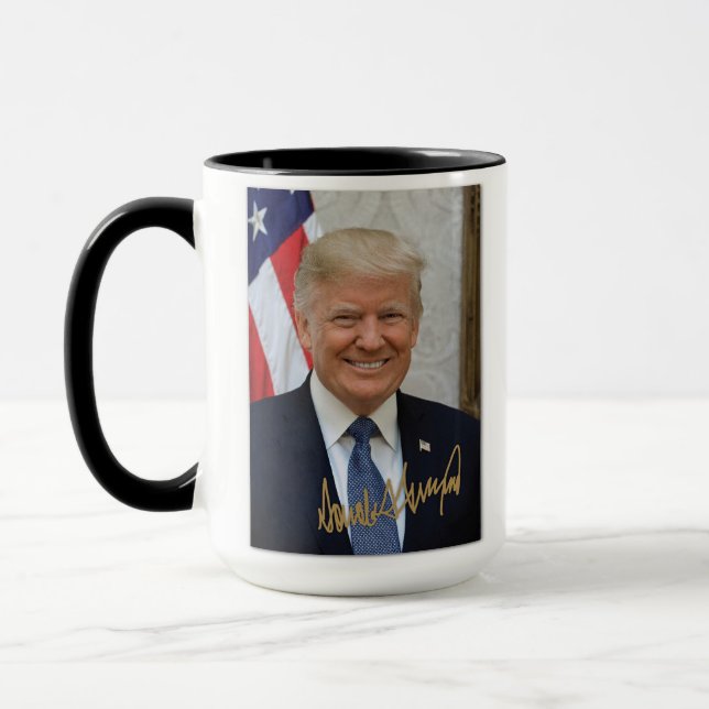CANECA ASSINADO PELO PRESIDENTE TRUMP (Esquerda)