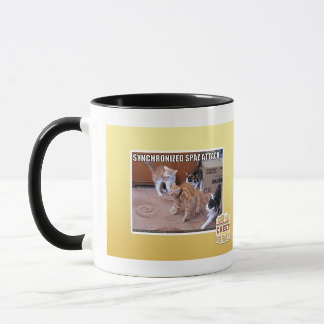 Caneca Ataque de Sychronized Spaz (Esquerda)