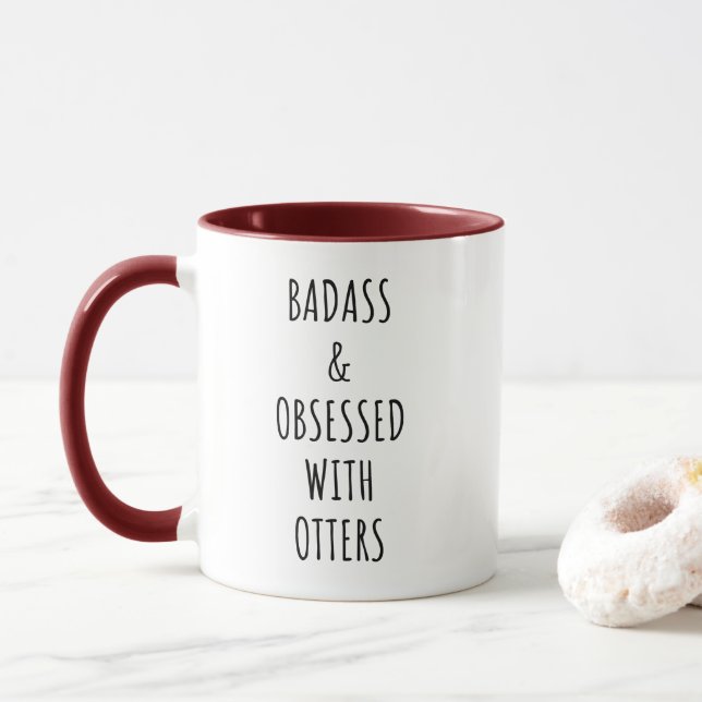 Caneca Badass e Badass Obcecados com Otters (Com Donut)