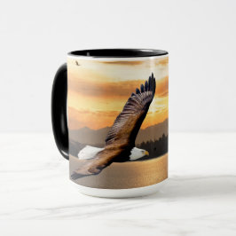 Caneca Bald Eagle Sunset sobre Olimpiadas Mtns Fine Art