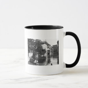 Caneca Barco no rio Gera em Erfurt