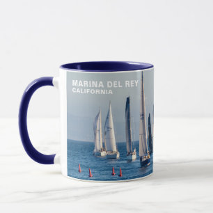 Caneca Barcos à vela entram no canal - Marina Del Rey, CA
