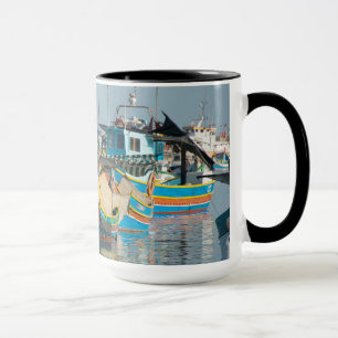 Caneca Barcos de pesca malteses Marsaxlokk em Malta