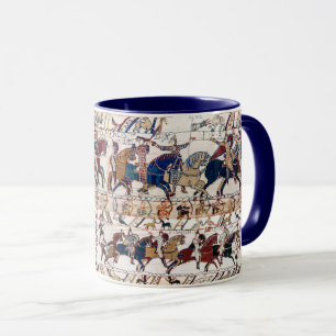 CANECA BAYEUX TAPESTRY 1066 NORMAN KNIGHTS E ARCHERS MU