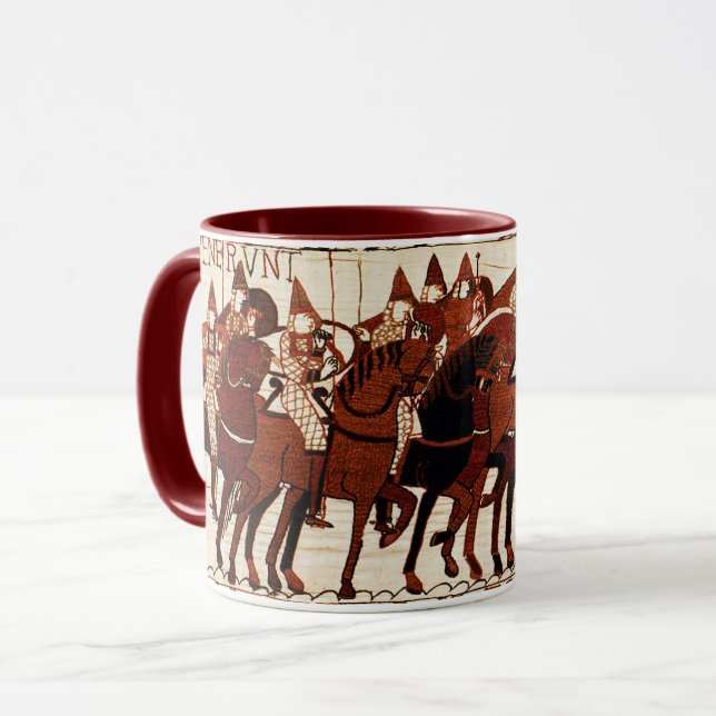 CANECA BAYEUX TAPESTRY NORMAN ARMY, KNIGHTS HORSEBACK (Frente Esquerda)