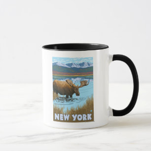 Caneca Bebendo New YorkMoose no lago