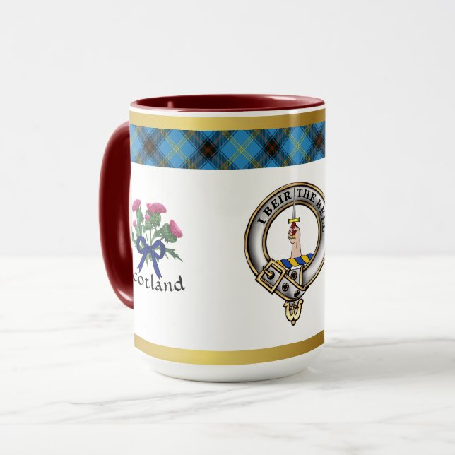 Caneca Bell Clan Crachá Tartan & Motto (Frente Esquerda)
