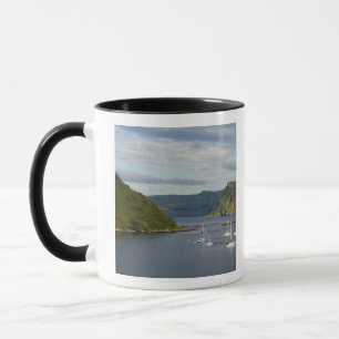 Caneca Belo porto e veleiros com reflexos em