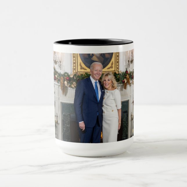 Caneca Biden State of the Christmas Union Address (Centro)