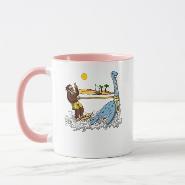 Caneca Bigfoot Andando Loch Ness Monster Engraçado Conspi (Esquerda)