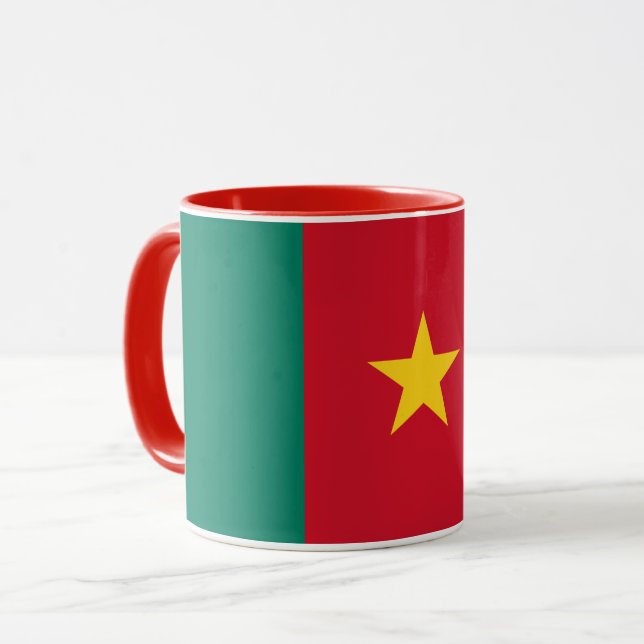 Caneca Black Combo Mug com bandeira de Camarões (Frente Esquerda)