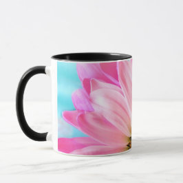 Caneca Blush Bloom: Elegância Floral Rosa