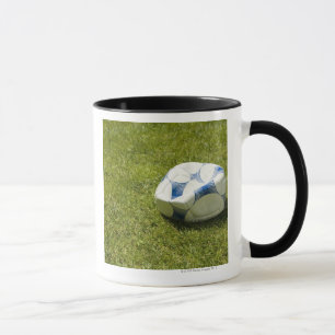 Caneca Bola de futebol lisa na grama, Alemanha