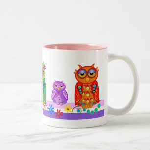 Caneca bonito dos desenhos animados com corujas