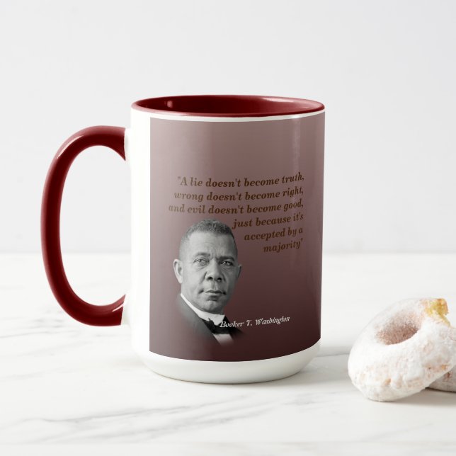 Caneca Booker T. Washington Citação Sobre Verdade, Certo, (Com Donut)
