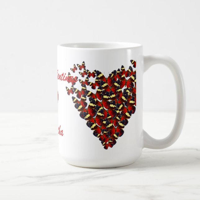 Caneca Borboletas vermelhas e Namorados cardíacos de amor (Direita)
