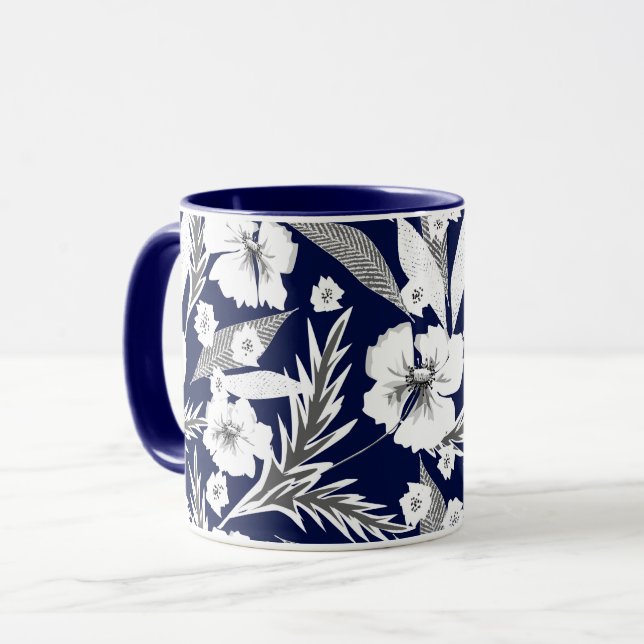 Caneca branca de flores (Frente Esquerda)