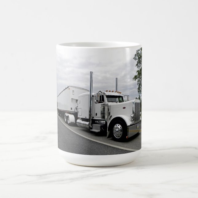 Caneca branca de Peterbilt 379 (Centro)