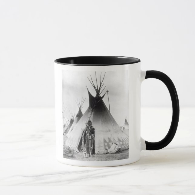 Caneca Bravo Blackfoot, perto de Calgary, Alberta, 1889 (Direita)
