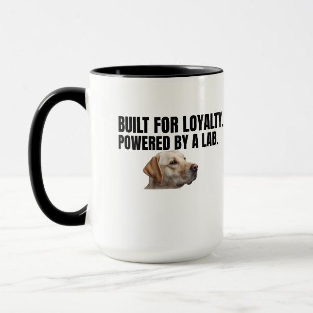 Caneca Built for Loyalty Powered by a Lab – Coffee (Esquerda)