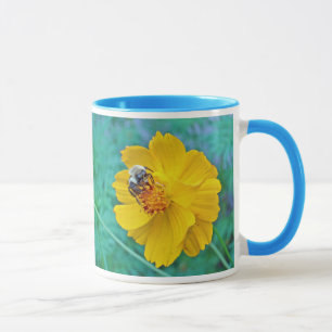 Caneca Bumblebee no Cosmos