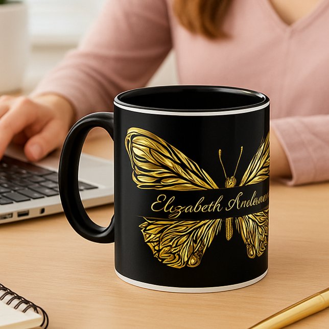 Caneca Butterfly black gold elegant name script (Criador carregado)