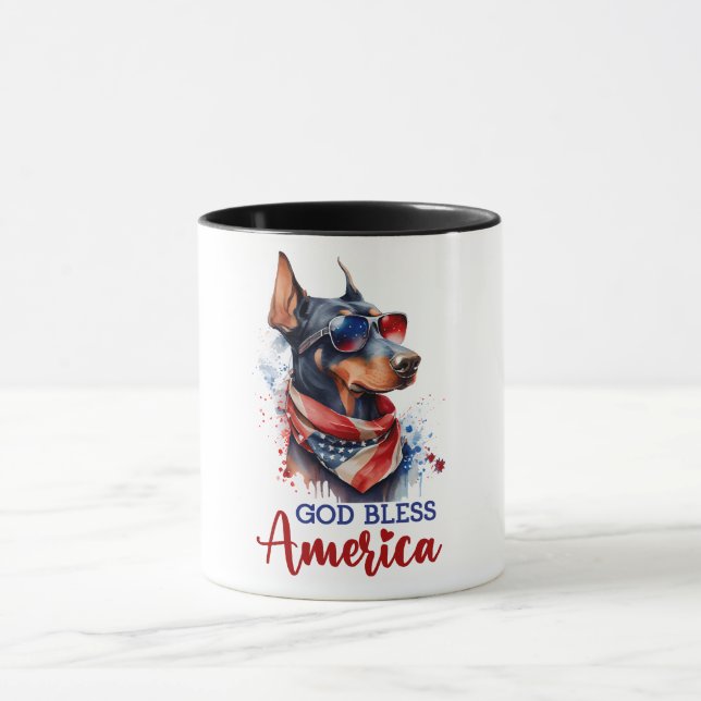 Caneca Cachorro Patriota - Doberman (Centro)